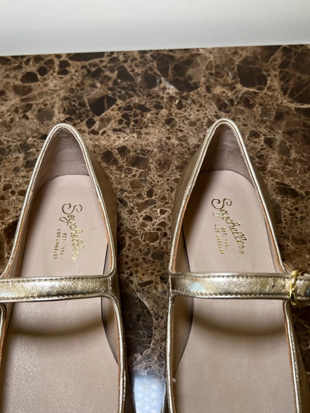 Seychelles Shea Metallic Light Gold Mary Jane Leather Shoe, Size 10, NWT